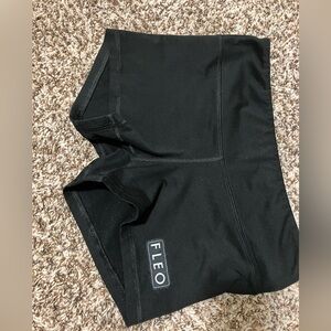 Fleo shorts